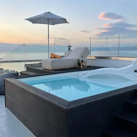“Messinian View” Roof Top Pool *