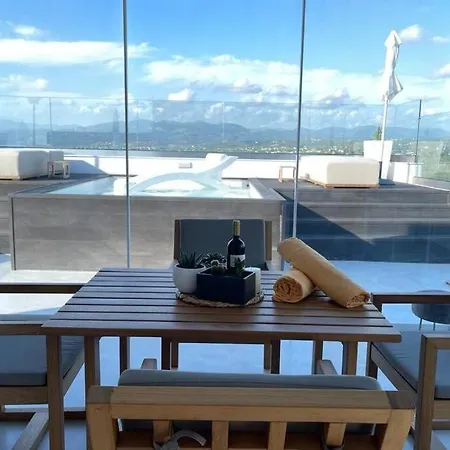 “Messinian View” Roof Top Pool Kyparissia